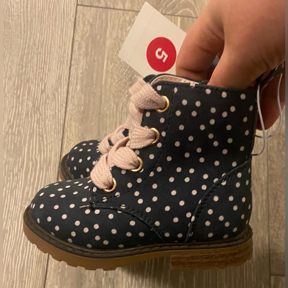 BNWT Cat and Jack polka dot boots